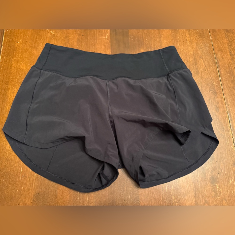 Lululemon Speed Up shorts 4”